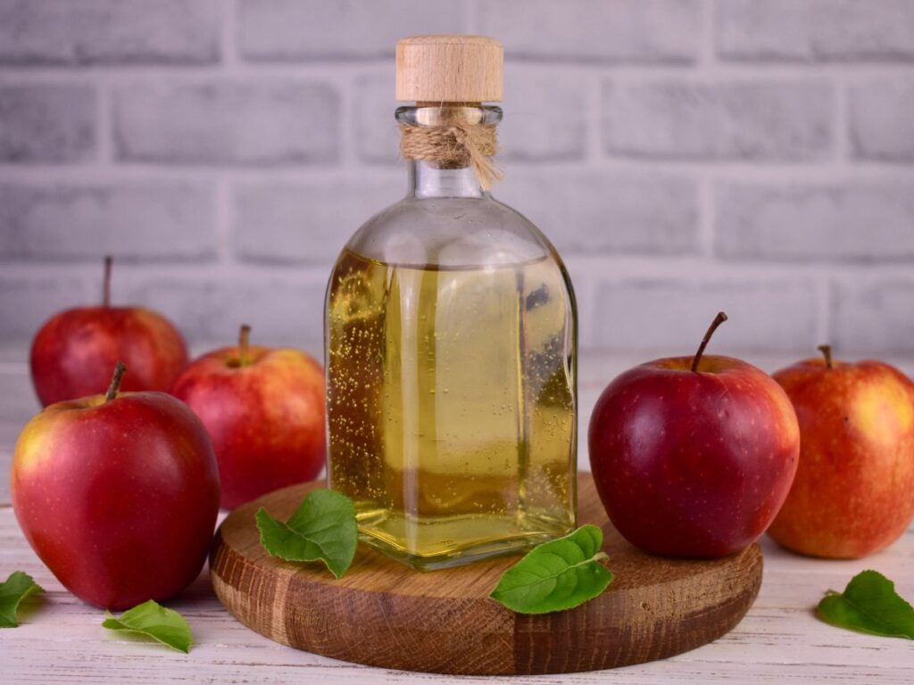 Apple Cider Vinegar On Empty Stomach Side Effects: 5 Dangerous Things That May Happen When You Start Your Day With ACV Water